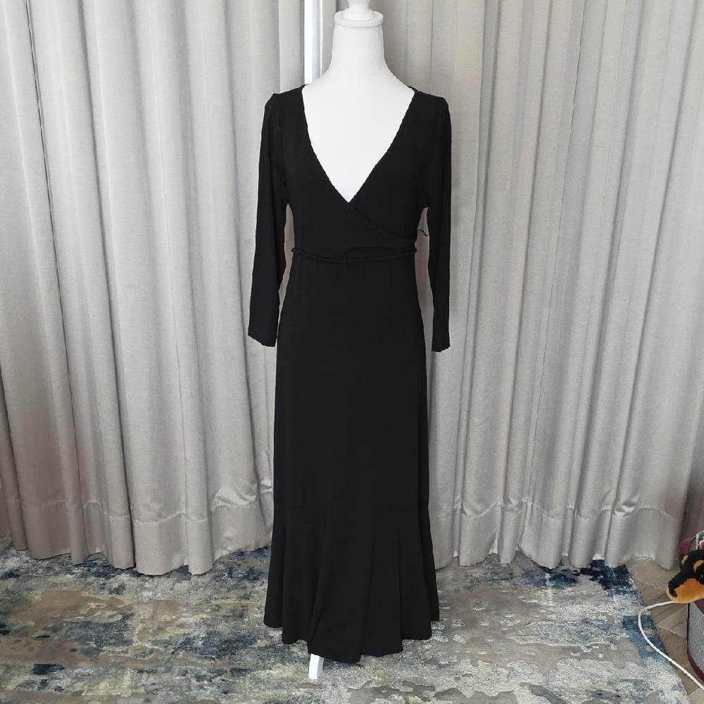 Boston Proper Classic Black Long Sleeve Dress